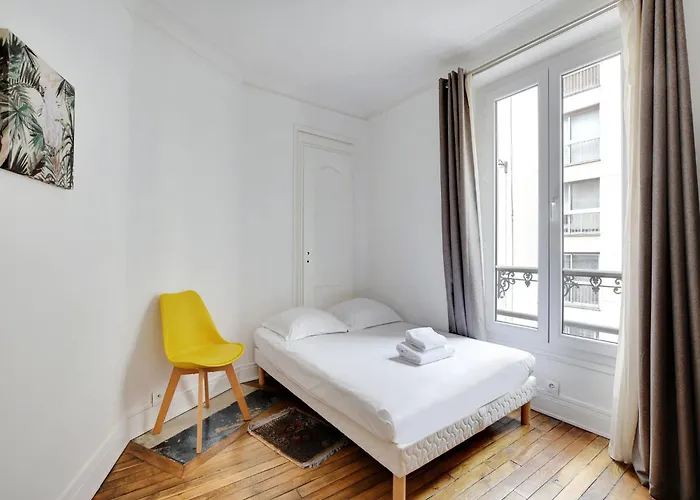 Appt 2 Bdr - Near Republique - Mobility Lease *